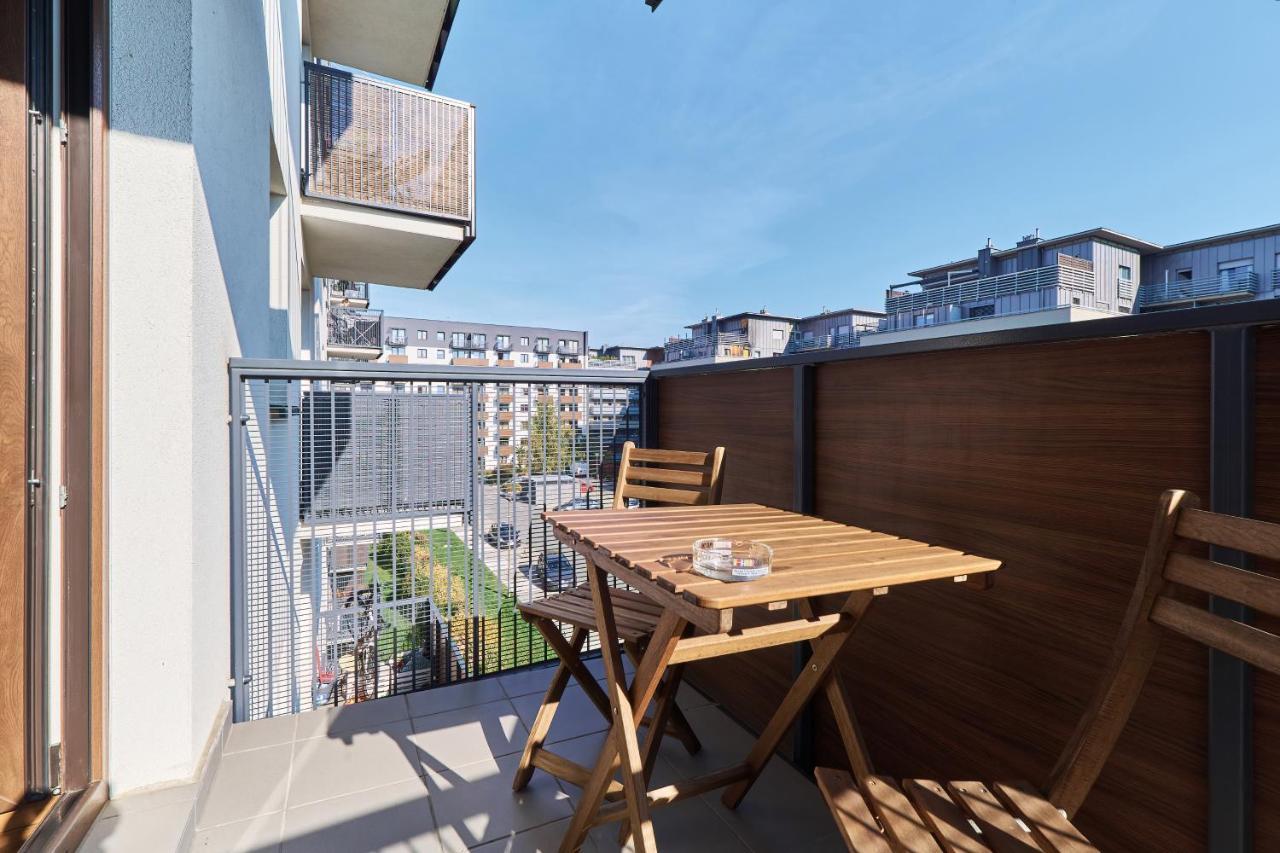 Nowa Teczowa Apartments Promenada Staromiejska By Noclegi Renters فروتسواف المظهر الخارجي الصورة