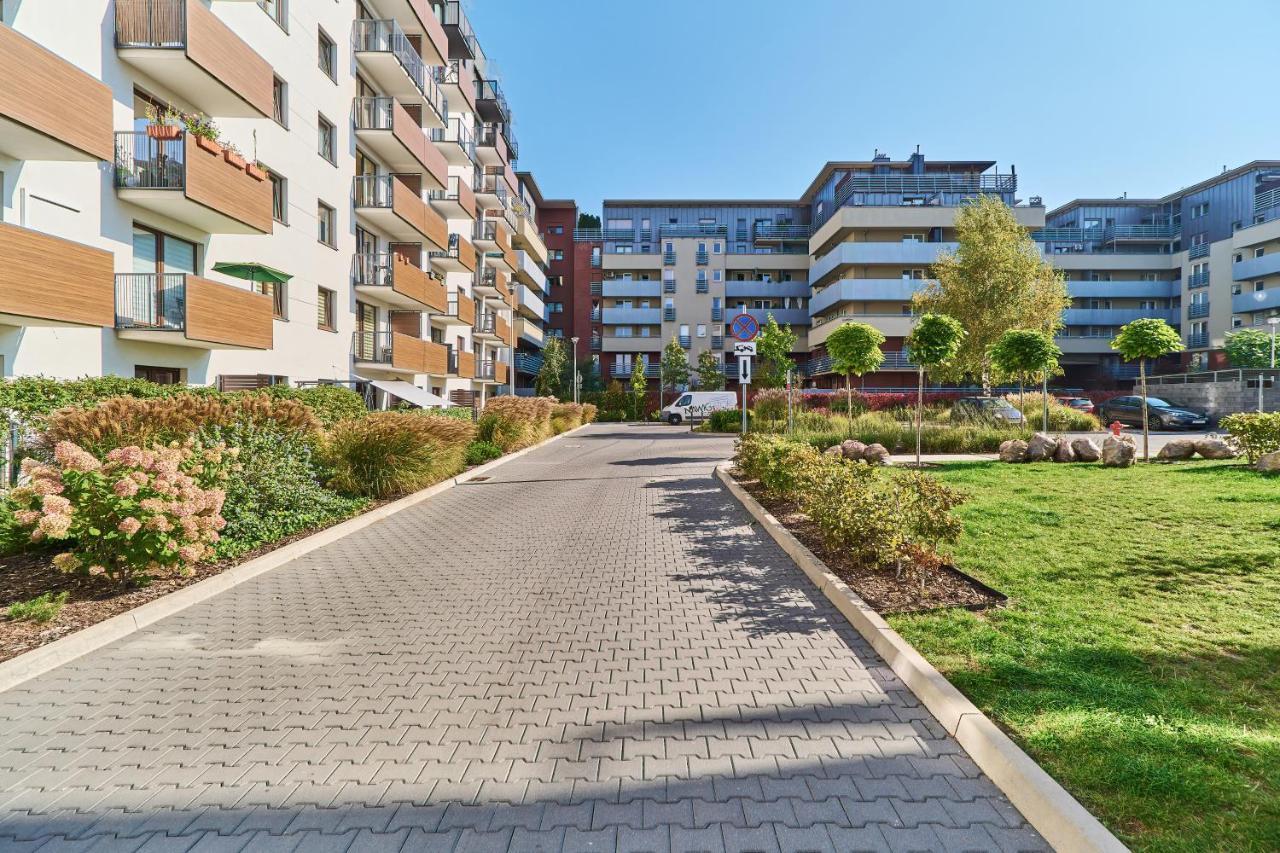 Nowa Teczowa Apartments Promenada Staromiejska By Noclegi Renters فروتسواف المظهر الخارجي الصورة