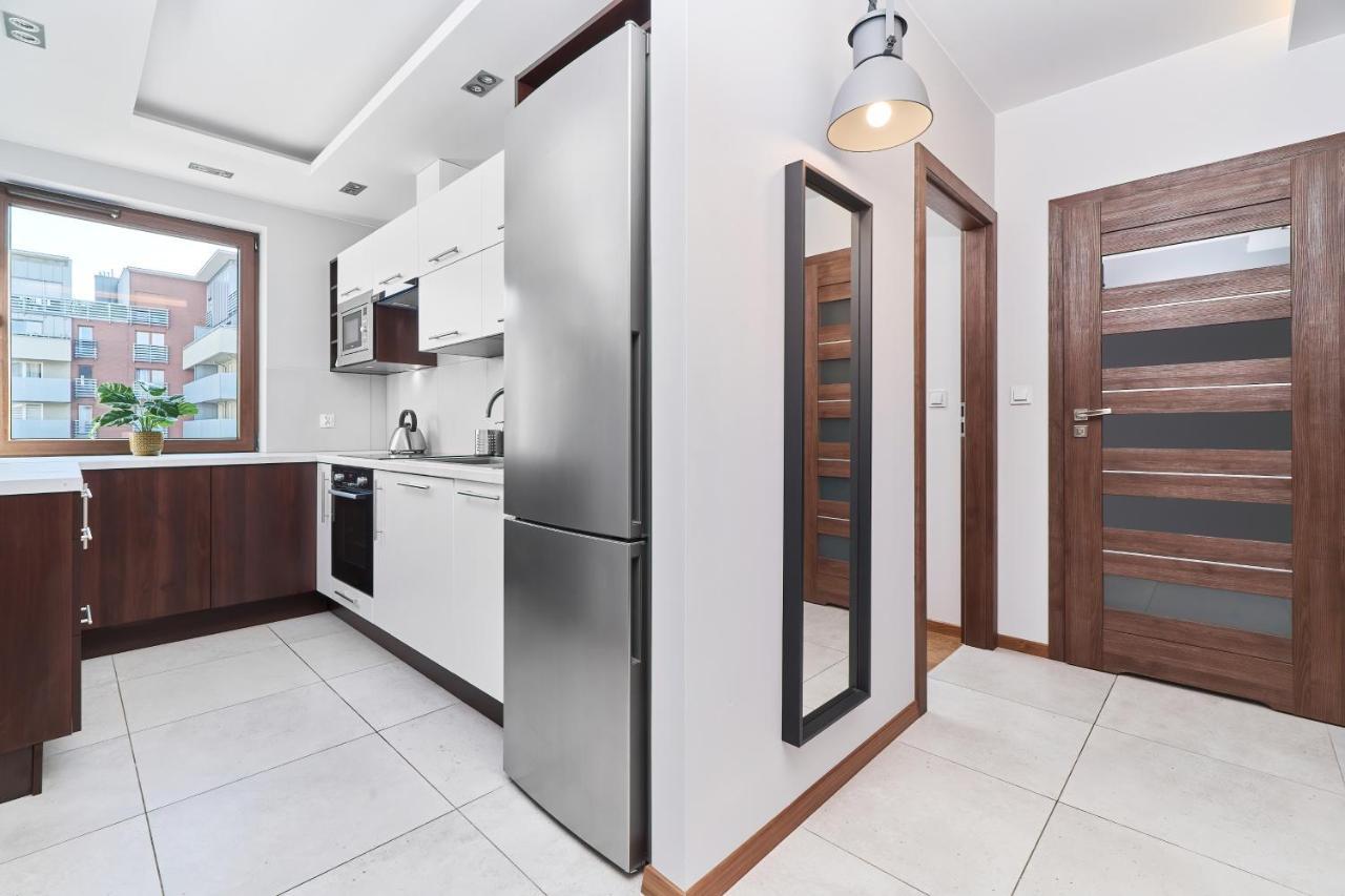 Nowa Teczowa Apartments Promenada Staromiejska By Noclegi Renters فروتسواف المظهر الخارجي الصورة