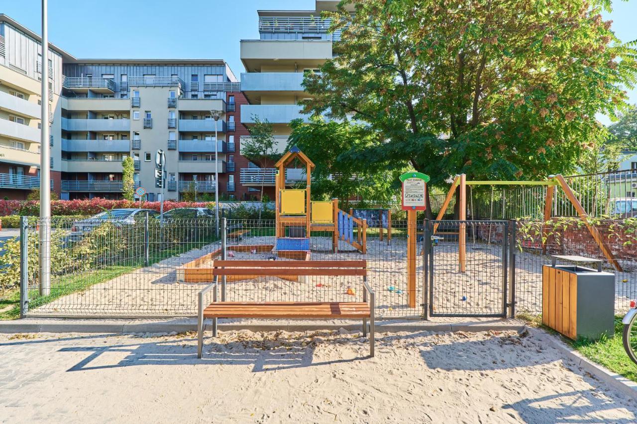 Nowa Teczowa Apartments Promenada Staromiejska By Noclegi Renters فروتسواف المظهر الخارجي الصورة